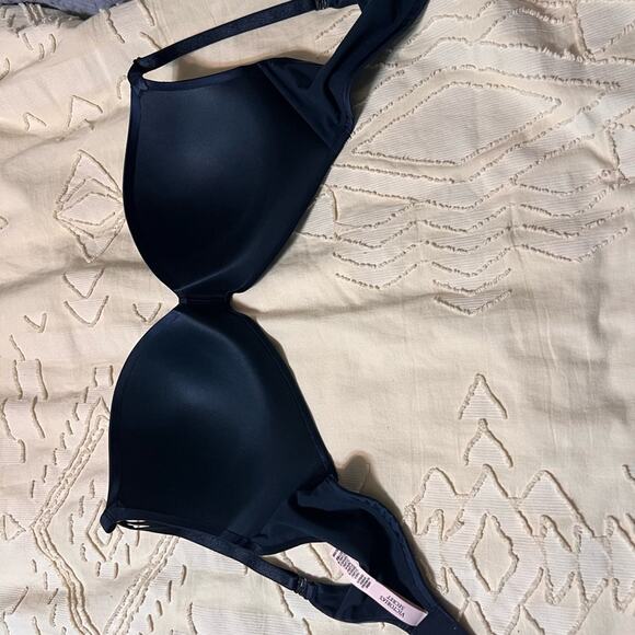 Elegant Navy Blue Bra - Picture 3 of 4